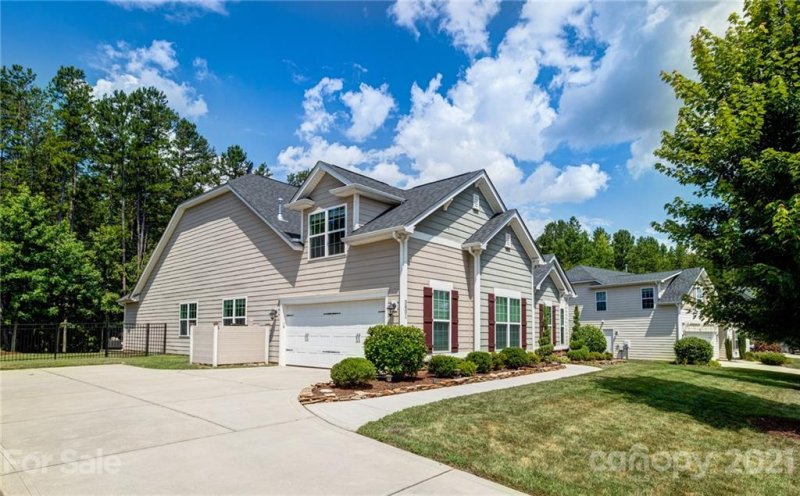 Property image 2 at 5801 Gatekeeper Lane, Mint Hill, NC 28227