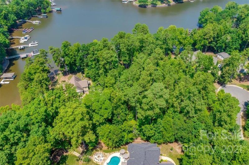 Property image 4 at 2123 Peninsula Drive, Clover, SC 29710