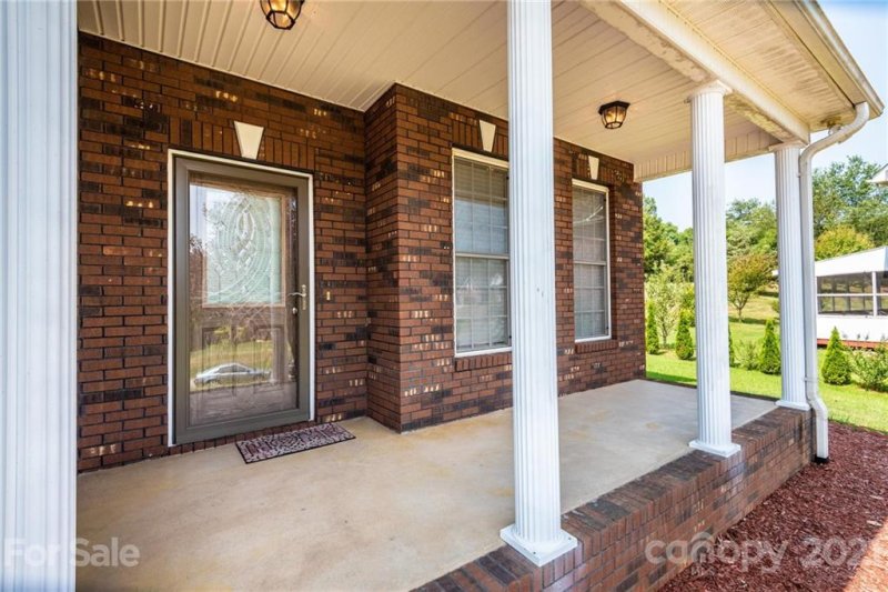 Property image 5 at 806 4th Street, Conover, NC 28613