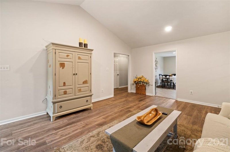 Property image 5 at 7082 Forest Hills Drive, Denver, NC 28037