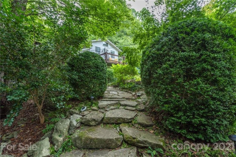 Property image 2 at 163 Chestnut Hill Road, Gerton, NC 28735