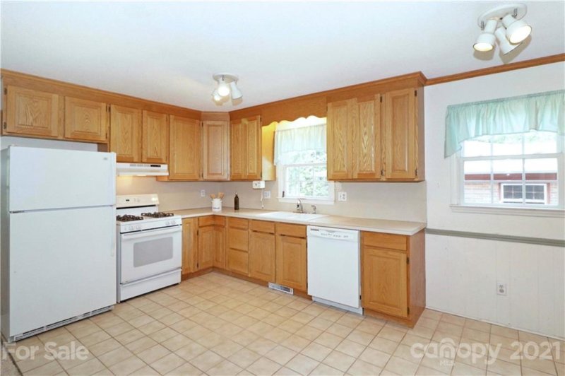 Property image 5 at 640 Margaret Drive, Statesville, NC 28677