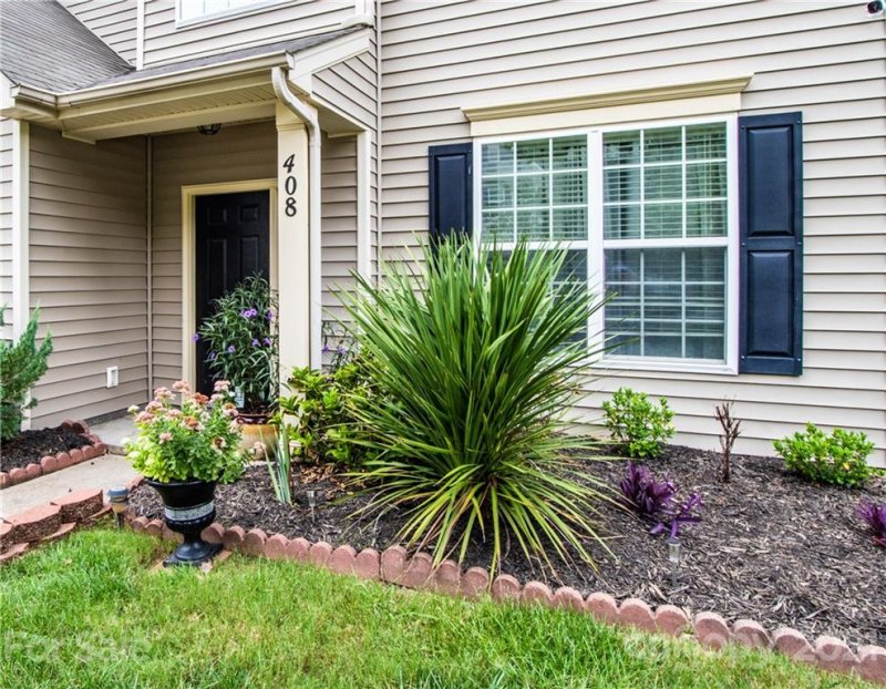 Property image 4 at 408 Rook Road, Charlotte, NC 28216