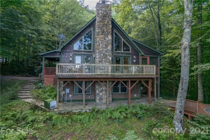 Property image 2 at 153 Wildflower Cove Drive, Swannanoa, NC 28778