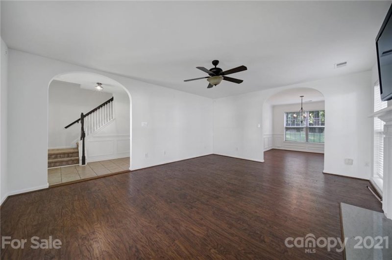 Property image 5 at 9302 Chastain Walk Drive, Charlotte, NC 28216
