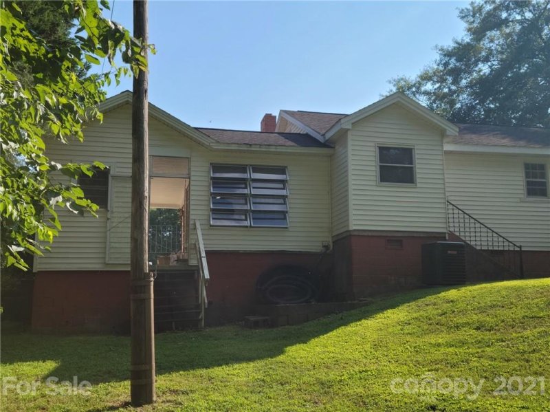 Property image 2 at 126 Church Street, High Shoals, NC 28077