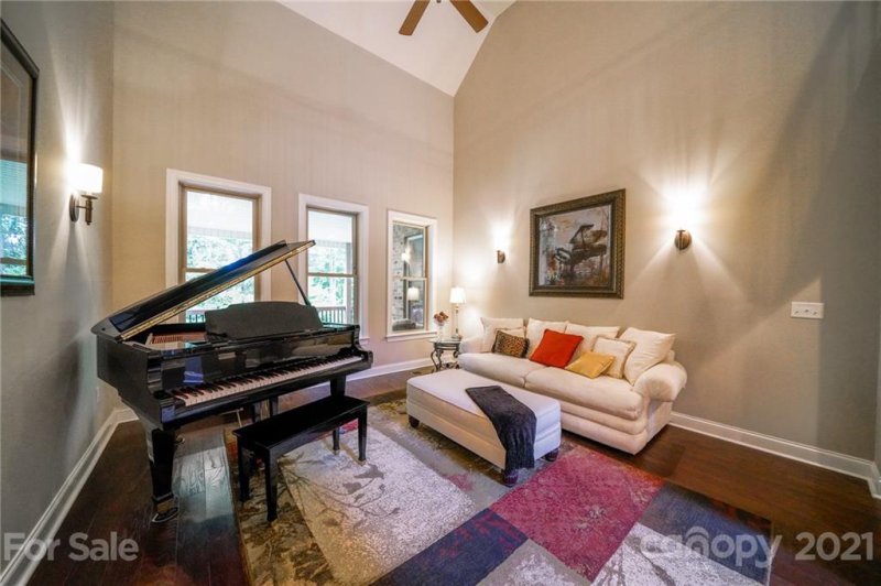 Property image 4 at 6651 Harbor Oaks Drive, Denver, NC 28037