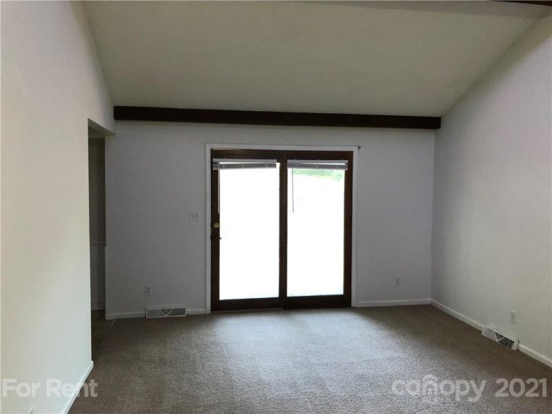 Property image 3 at 300 Rock Creek Drive, Lincolnton, NC 28092