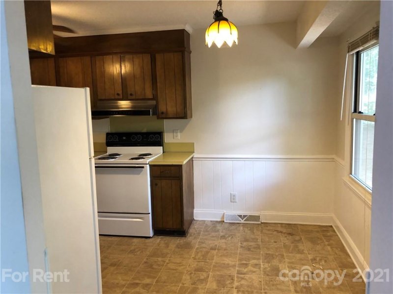 Property image 5 at 300 Rock Creek Drive, Lincolnton, NC 28092