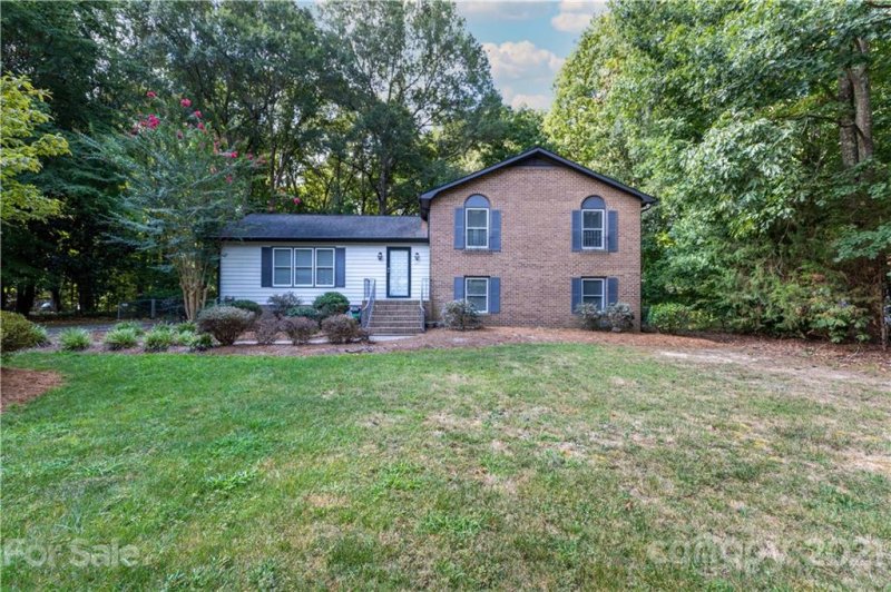 Property image 2 at 4211 Wood Forest Drive, Rock Hill, SC 29732