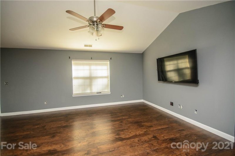 Property image 3 at 1411 Spring View Court, Rock Hill, SC 29732
