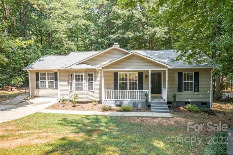 Property image 2 at 113 Mills Valley Drive, Mooresville, NC 28117