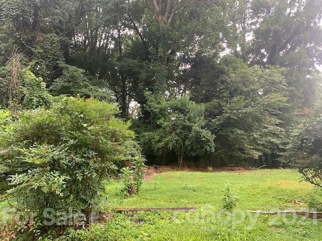 Property image 3 at 325 Neal Drive, Charlotte, NC 28213