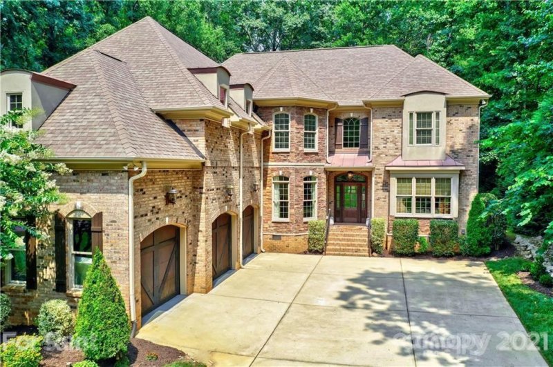 Property image 2 at 3030 Ashford Glen Drive, Matthews, NC 28104