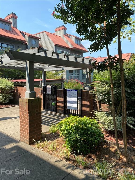 Property image 3 at 9035 J M Keynes Drive, Charlotte, NC 28262