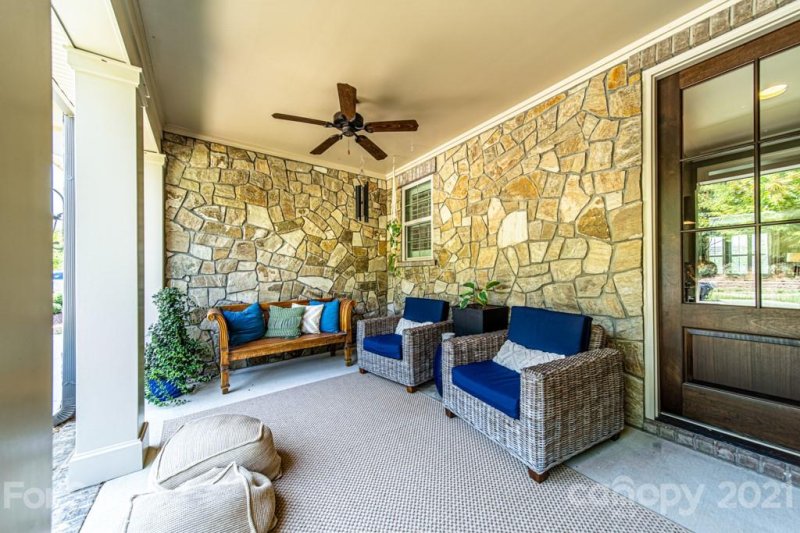 Property image 4 at 18108 John Robbins Lane, Cornelius, NC 28031