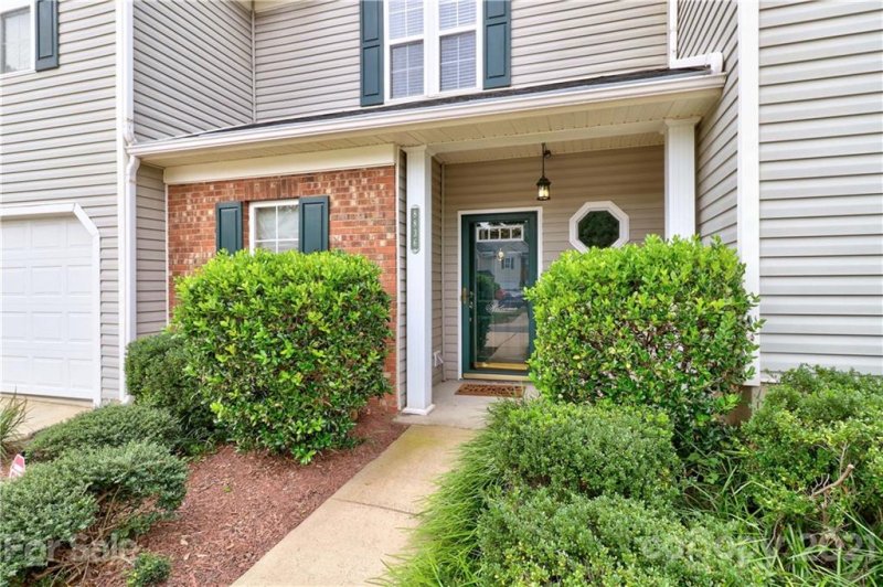 Property image 2 at 8836 Treyburn Drive, Charlotte, NC 28216