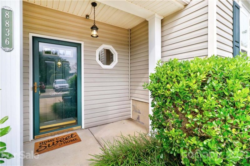 Property image 3 at 8836 Treyburn Drive, Charlotte, NC 28216