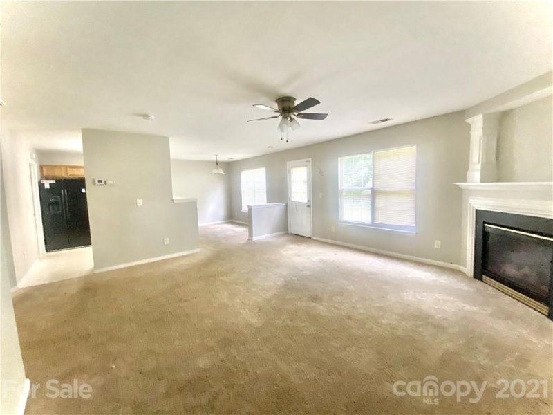 Property image 4 at 8219 Wallace Glen Drive, Charlotte, NC 28212