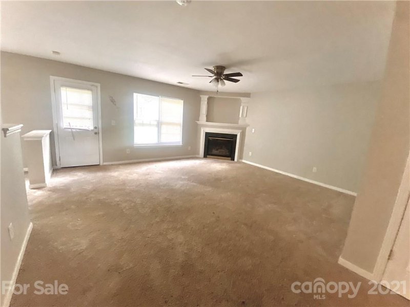 Property image 5 at 8219 Wallace Glen Drive, Charlotte, NC 28212