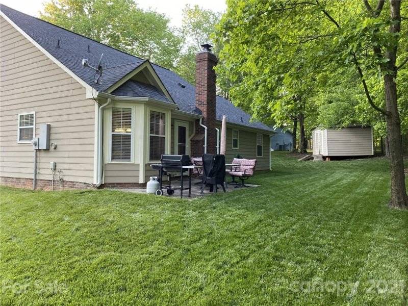 Property image 3 at 192 Valleybrook Drive, Denver, NC 28037