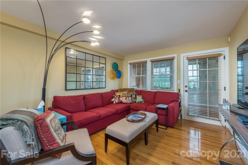 Property image 3 at 37 Hiawassee Street, Asheville, NC 28801