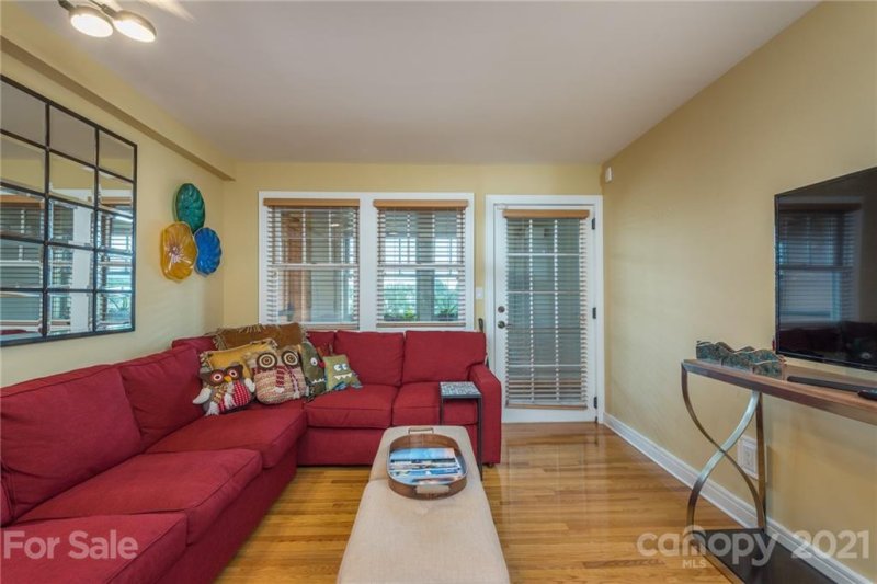 Property image 4 at 37 Hiawassee Street, Asheville, NC 28801