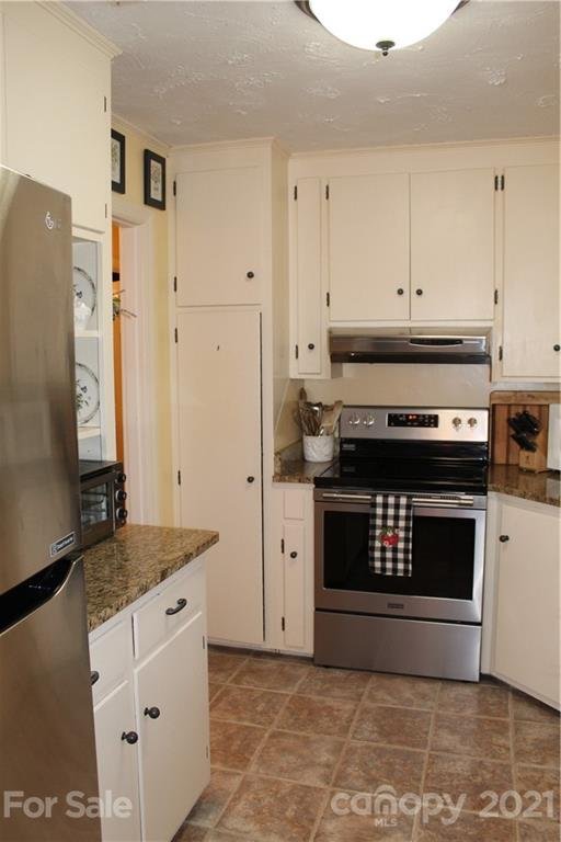 Property image 5 at 194 Forest Hills Circle, Rutherfordton, NC 28139