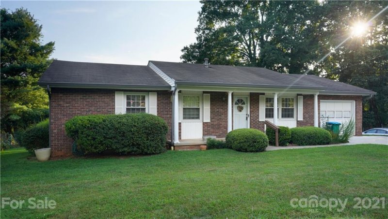 Property image 2 at 34 Fieldcrest Road, Arden, NC 28704