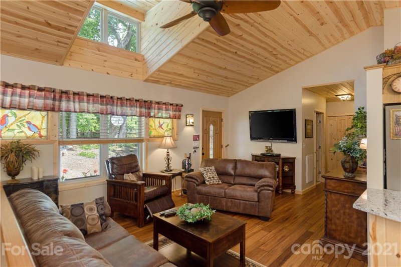 Property image 5 at 109 Garden Lane, Lake Lure, NC 28746