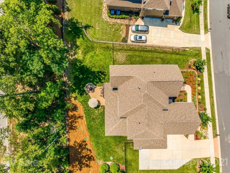 Property image 4 at 620 Zinnia Way, Tega Cay, SC 29708