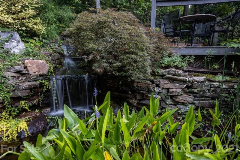 Property image 3 at 104 Twisted Birch Drive, Hendersonville, NC 28792