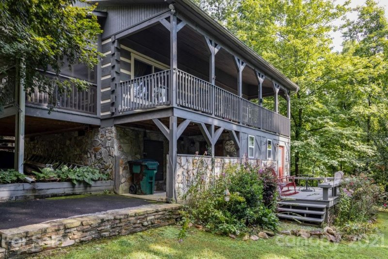 Property image 5 at 104 Twisted Birch Drive, Hendersonville, NC 28792