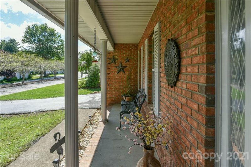 Property image 4 at 14 Park Avenue, Asheville, NC 28803