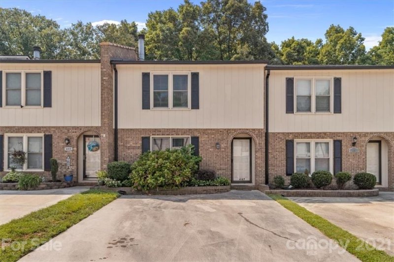 Property image 2 at 487 Camrose Circle, Concord, NC 28025