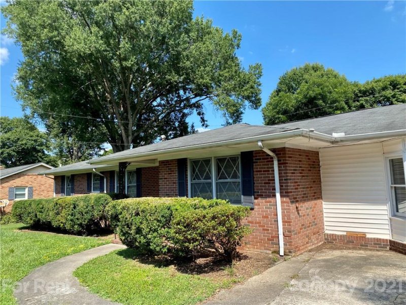 Property image 2 at 1608 Auten Road, Gastonia, NC 28054