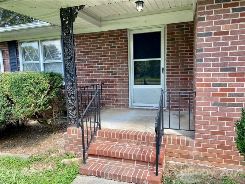 Property image 4 at 1608 Auten Road, Gastonia, NC 28054