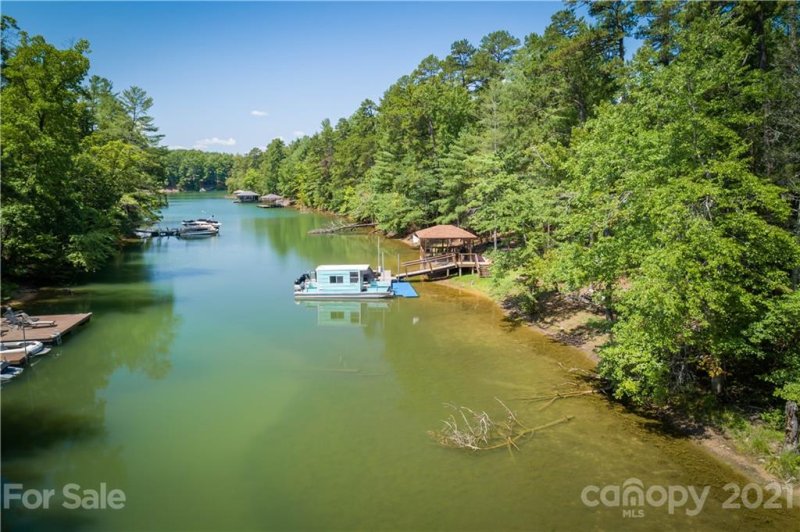 Property image 2 at 3070 E Moonlight Place, Morganton, NC 28655