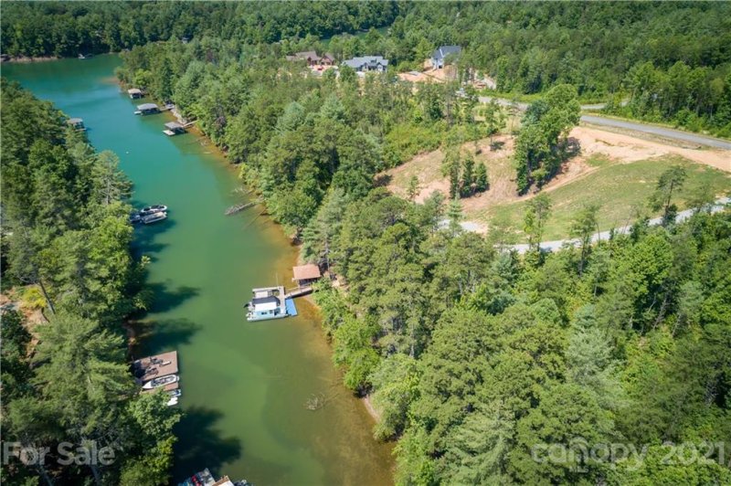 Property image 3 at 3070 E Moonlight Place, Morganton, NC 28655