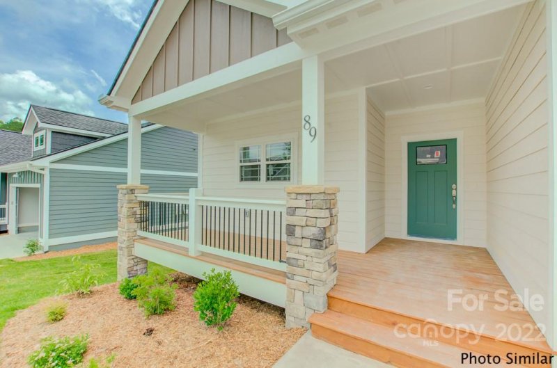 Property image 3 at 432 Windy Acres Knoll Drive, Hendersonville, NC 28792