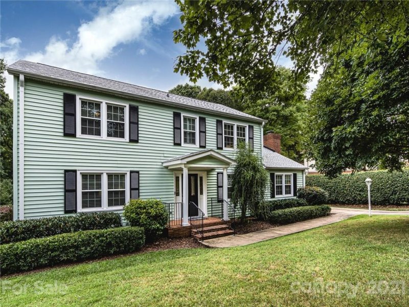 Property image 2 at 135 Chadmore Drive, Charlotte, NC 28270