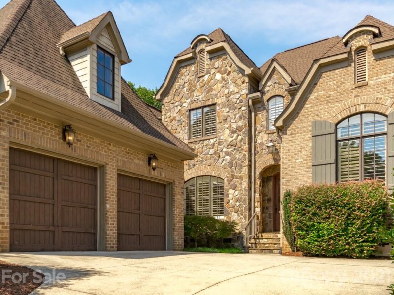 Property image 2 at 706 Sainte Rose Lane, Charlotte, NC 28226