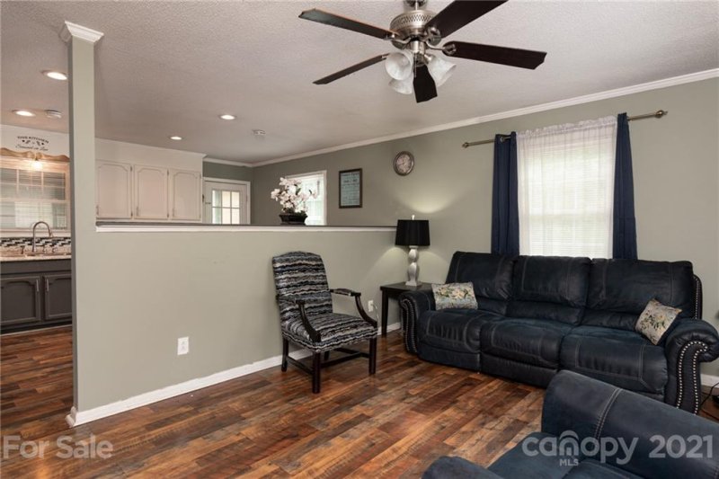 Property image 3 at 4600 Longbriar Drive, Gastonia, NC 28056