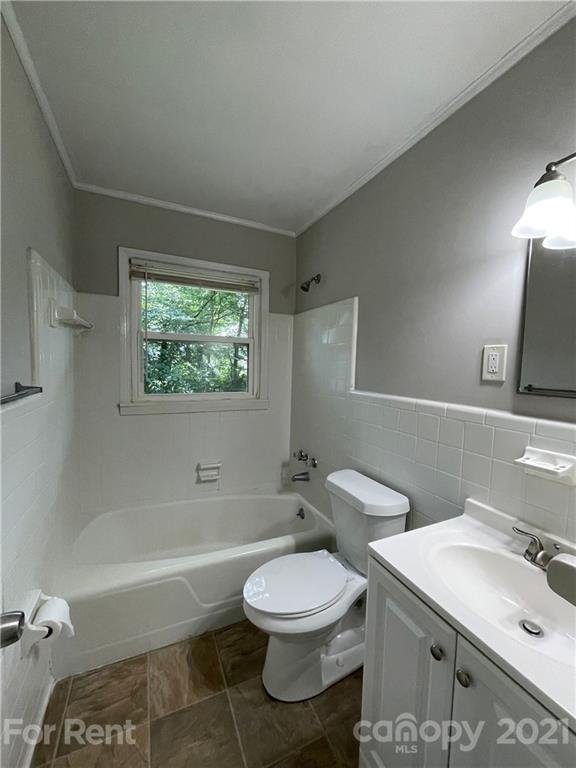 Property image 5 at 4202 Rutgers Avenue, Charlotte, NC 28206