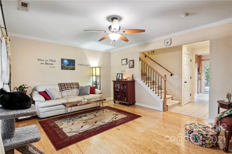 Property image 3 at 86 Rotunda Circle, Asheville, NC 28806