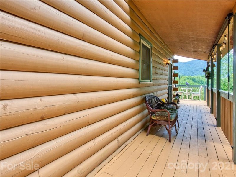 Property image 2 at 432 Appaloosa Trail, Waynesville, NC 28785