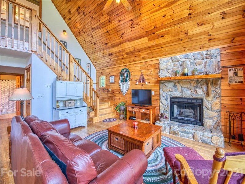 Property image 4 at 432 Appaloosa Trail, Waynesville, NC 28785