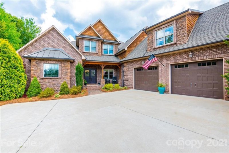 1522 Kensington Park Court