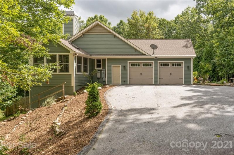 Property image 2 at 682 Speckled Trout Run, Brevard, NC 28712