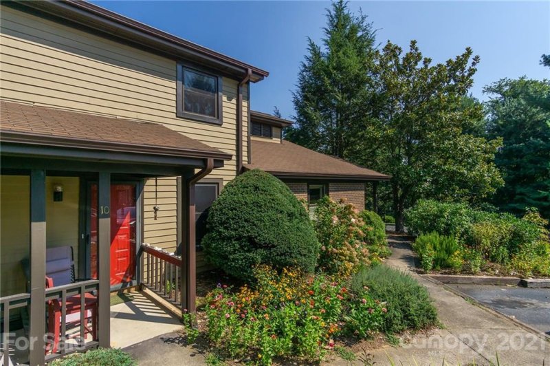 Property image 2 at 16 Spears Avenue, Asheville, NC 28801